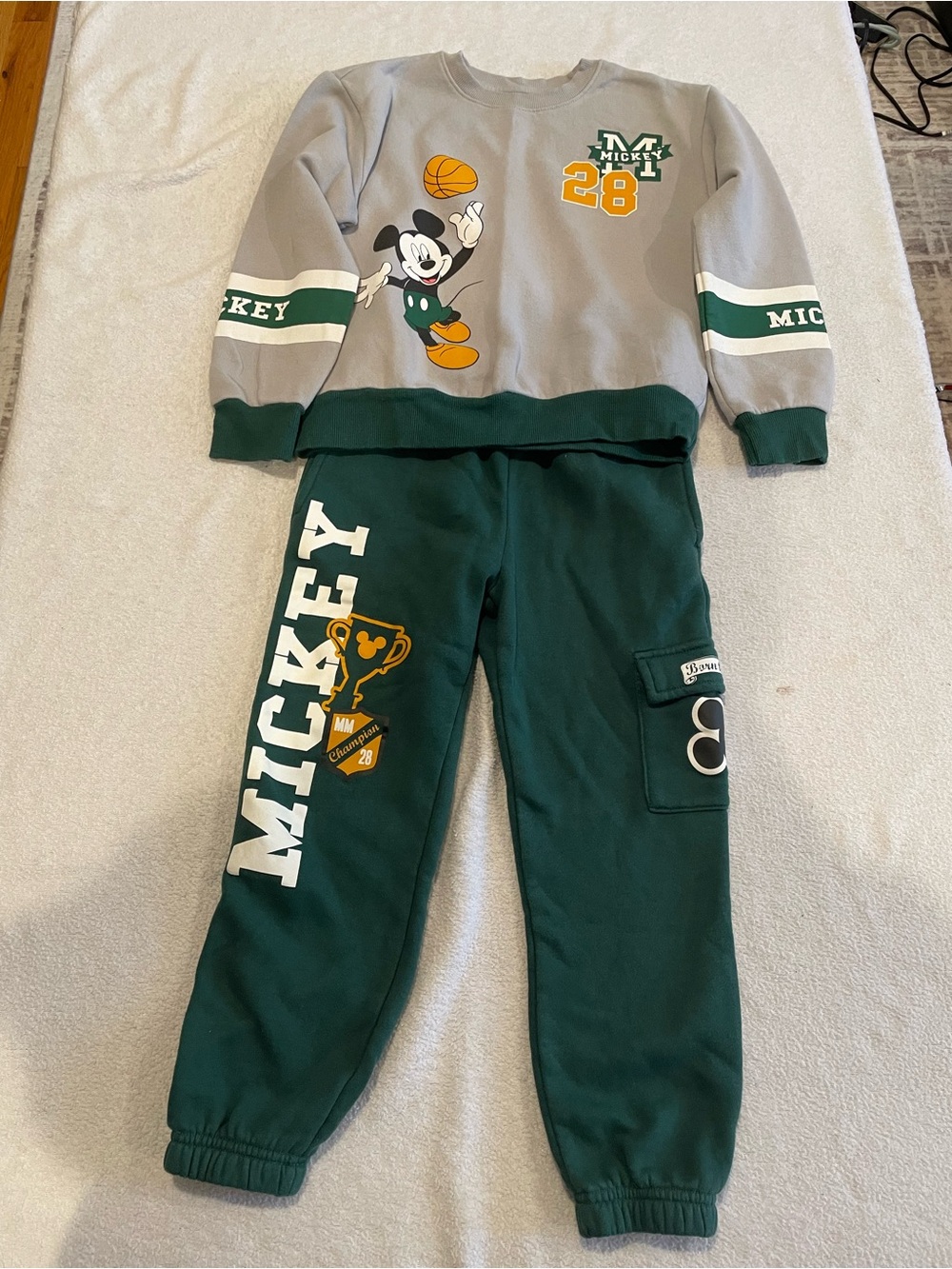 Disney Green & Gray Mickey Sweatshirt and Joggers Set